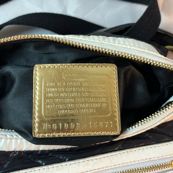 Coach Poppy Ski Bunny Black & White Quilted Nylon Crossbody Bag 15871 - Picture 8 of 16